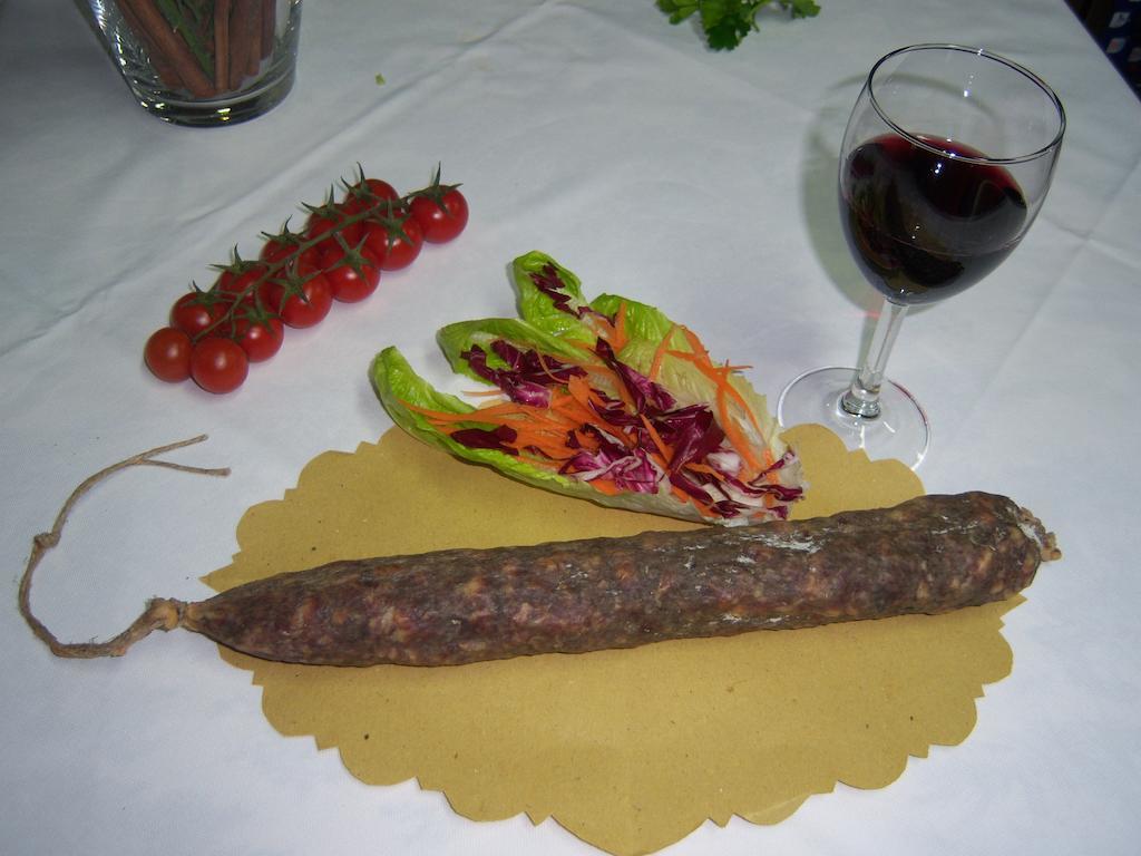 Agriturismo Lo Sgorzolo Pergola Dış mekan fotoğraf